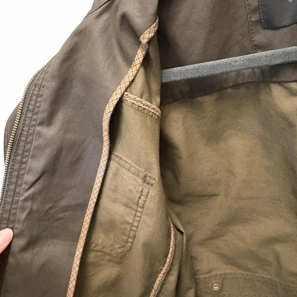 J. Crew woman’ olive green Jacket - Picture 4 of 9